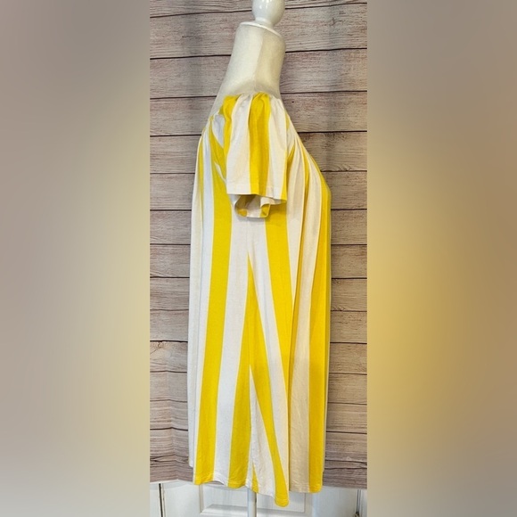 ASOS Yellow and White Striped Short Sleeve Relaxed Fit Midi Dress size 4 - Picture 3 of 5